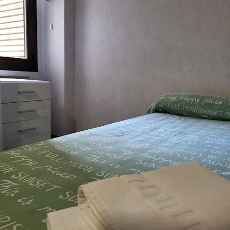 Albergue Residencia Larraona Pamplona Bagian luar foto